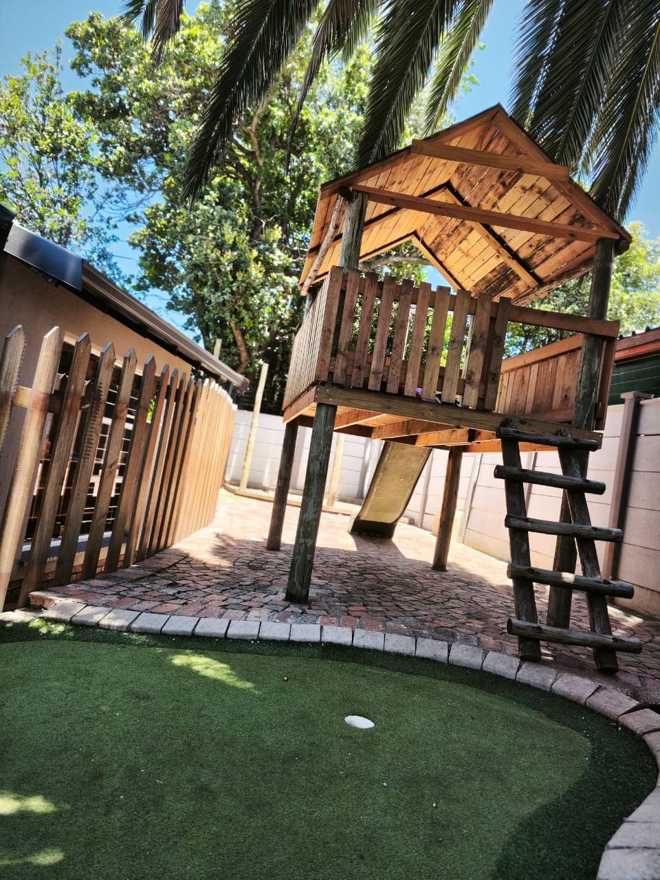 Treehouse playground